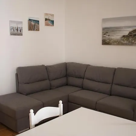 Giu Al Mar - Apartamento *