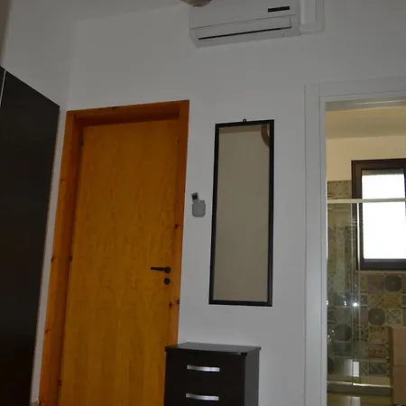 Giu Al Mar - Apartment *